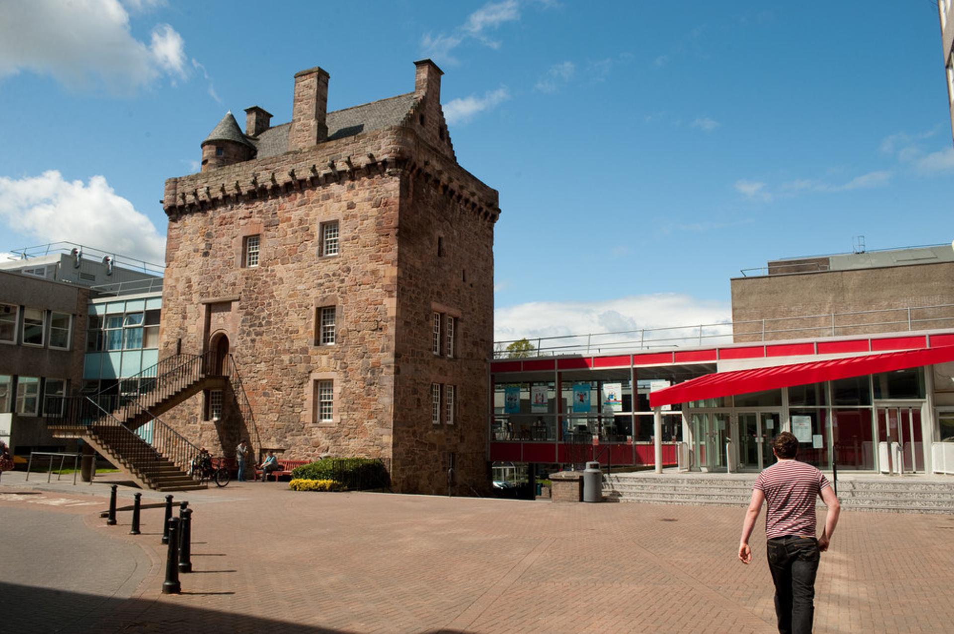 Merchiston campus.jpg